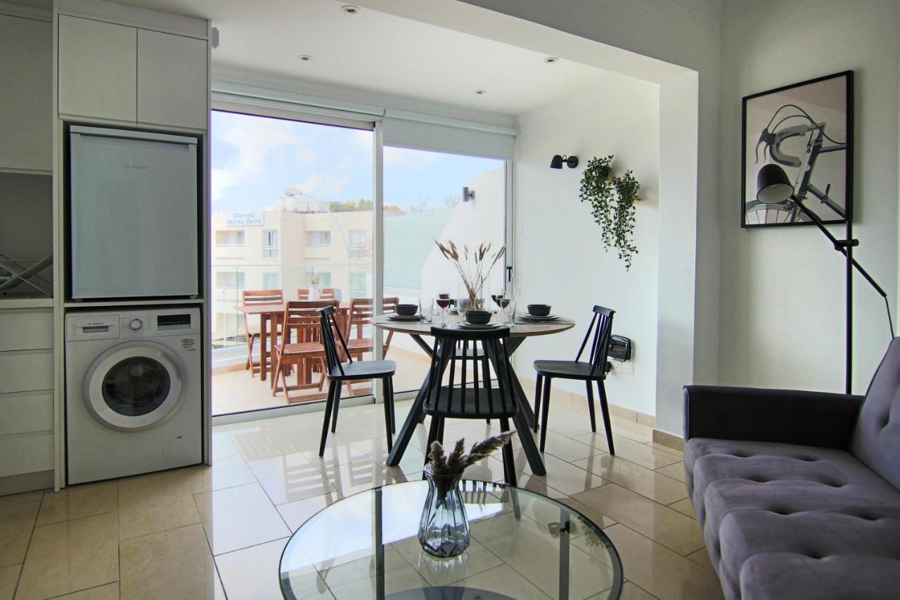 Phaedrus Living Seaside Junior Suite Lighthouse 63 Paphos Kültér fotó