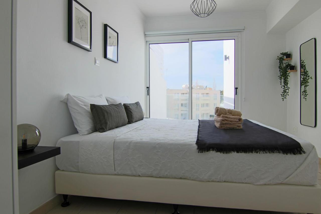 Phaedrus Living Seaside Junior Suite Lighthouse 63 Paphos Kültér fotó